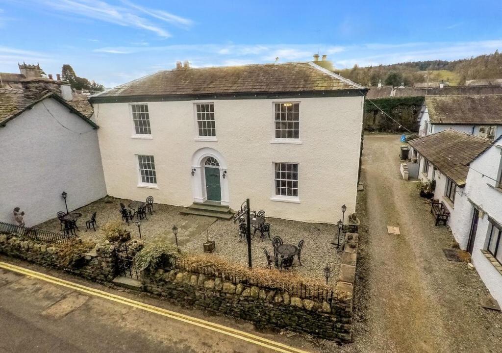 Ivy Guest House Hawkshead Bagian luar foto